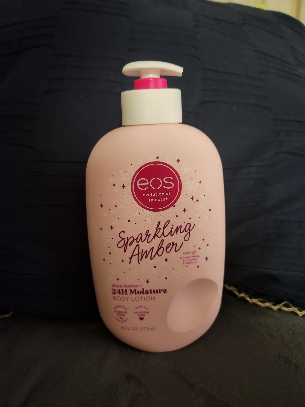 eos Sparkling Amber Body Lotion
